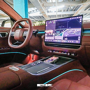 '우주최강' 예쁘고 스마트한 실내... '실연비 19.3km/L' 더 뉴 그랜저 하이브리드 캘리그래피 시....