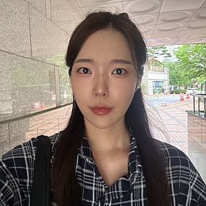 맥 MAC 러스터글래스 립스틱 허그미 여쿨라 발색 후기
