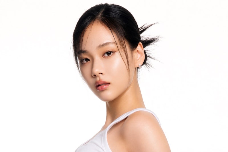 무릎 꿇고 지퍼 내린 비비 워터밤 무대, 선 넘었다 비비다웠다 왜 이렇게까지 논란일까?