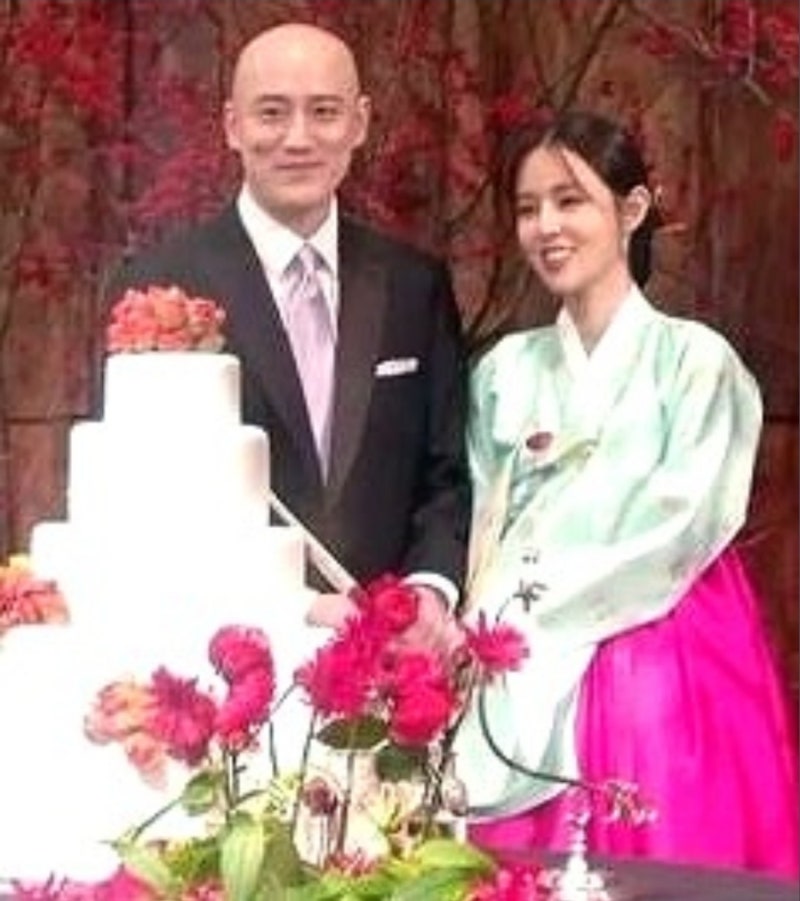 "애 딸린 13살 연상 이혼남 재벌 2세와 혼전임신 결혼? "연애 1년 만에 결혼과 동시에 방송계서....