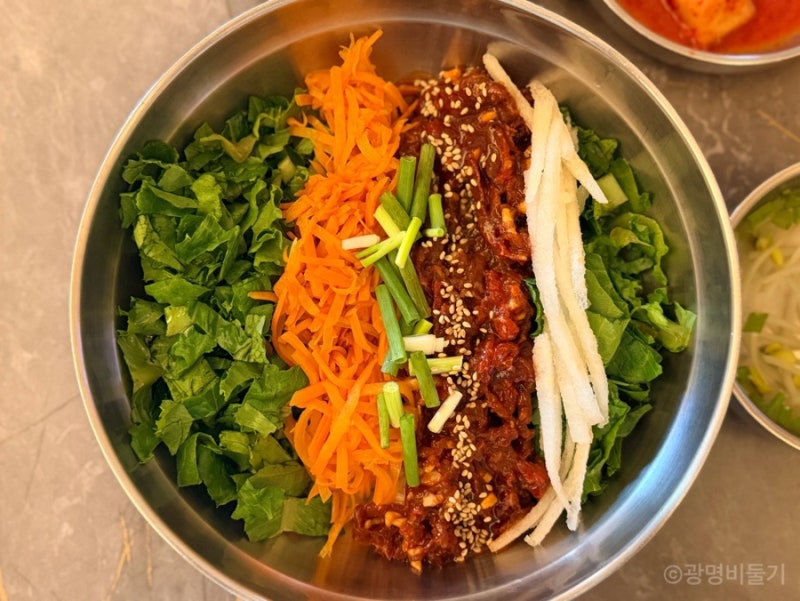 고유한우국밥 경주 황리단길 아침식사 추천 속풀이로 시원하게 한우로 든든