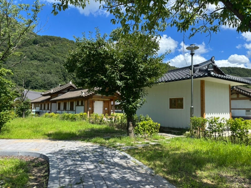 전주 근교 애견 동반 단체 펜션 완주한옥더클래식 숙박 후기