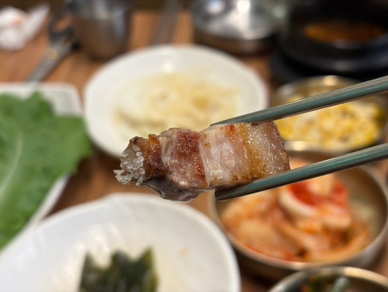 [일산 백석] 솥밥과 함께 즐기는 난축맛돈 제주흑돼지오겹살 한고집