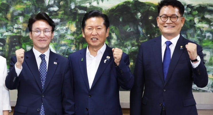 [긴급속보] <b>민주당</b> 당대표 <b>TV토론</b> 첫 격돌…송영길·정청래... 
