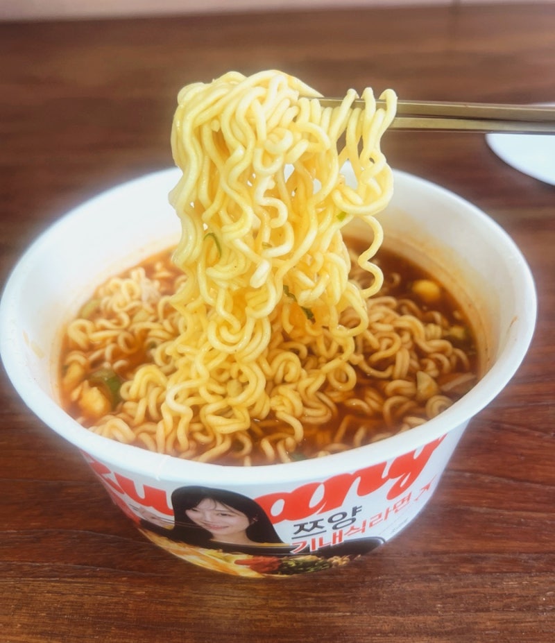 쯔양 기내식 라면 후기 | 북어향, 매운맛까지 솔직후기