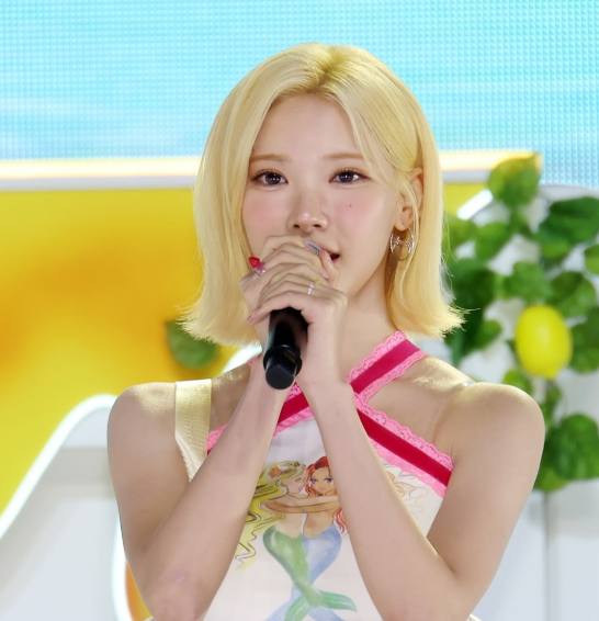 [하츠투하츠Hearts2Hearts 지우 프로필] 19세 최지우! 키 169cm 비율 폭발하는 단발선배