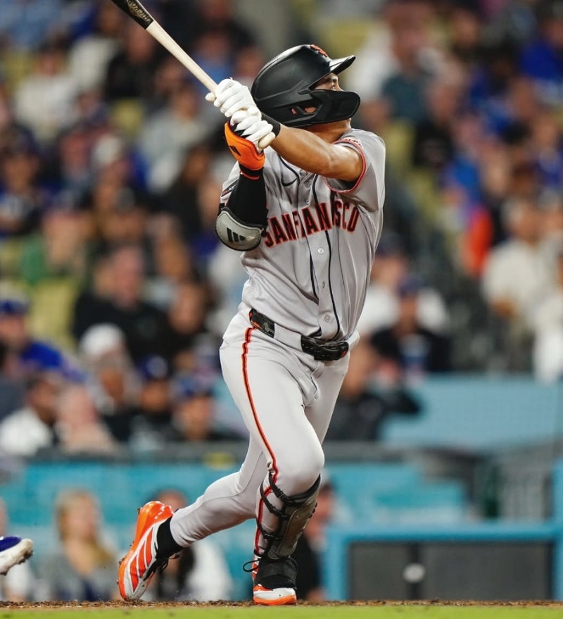 [MLB] "8월이 진짜 승부처다" 이정후, 벼랑 끝에서 지켜낸 MLB 타율 5위
