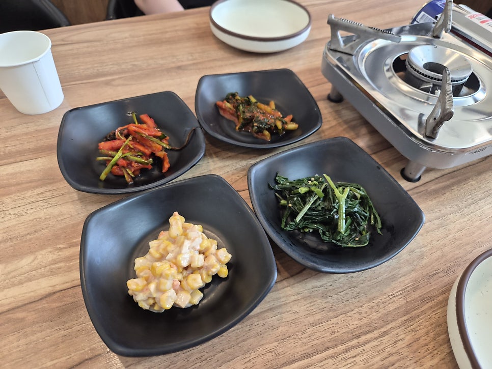정겨운감나무집 사진 4