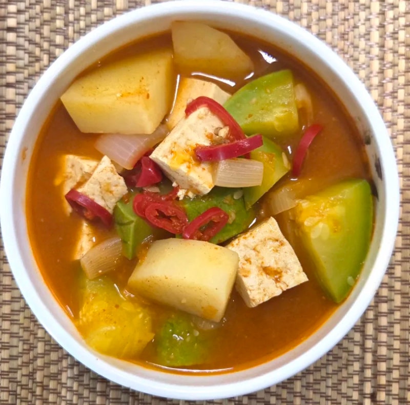 [달큰한 여름 맛] 둥근호박 감자찌개 끓이는 법, 두부 넣어 속 편하고 구수하게!