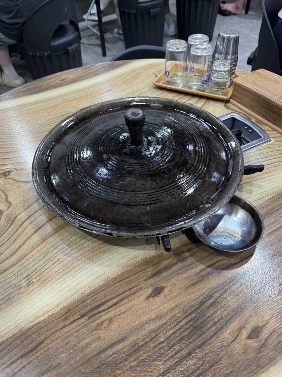윤가네솥뚜껑김치삼겹살 사진 3