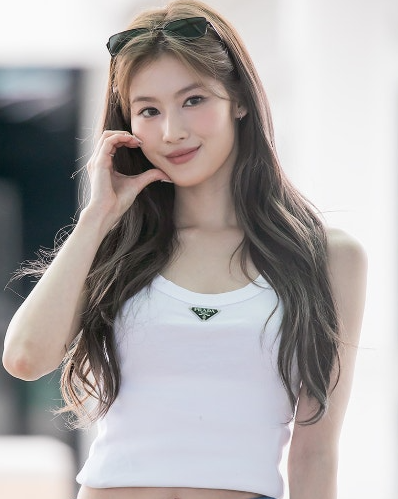 트와이스 사나 배우 데뷔 확정 일본 톱스타 사토 타케루와 신작 영화 냥이 주연 캐스팅