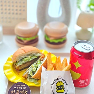 노브랜드 신메뉴 버크셔K 카츠버거 솔직 후기! 흑돼지 카츠의 맛은?