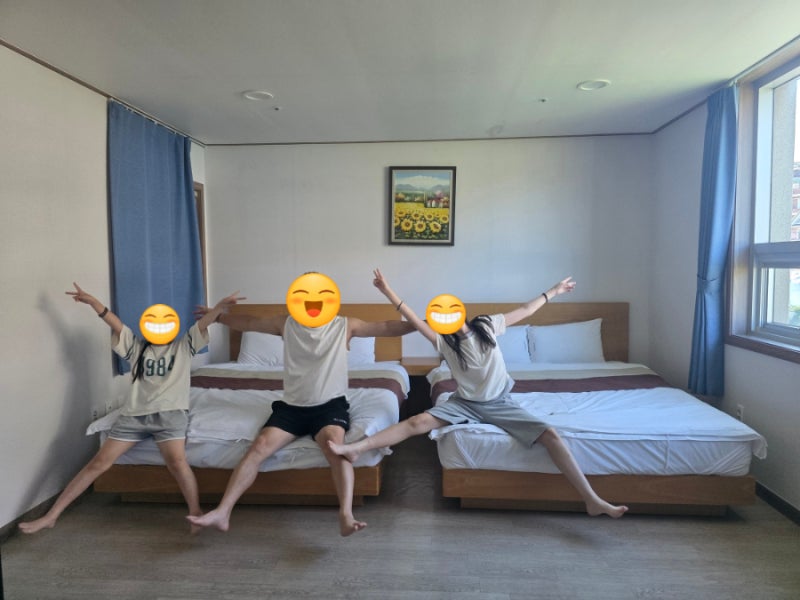 여수 낭만밤바다펜션 시내 숙소｜이순신광장 근처 루프탑 수영장 이용기