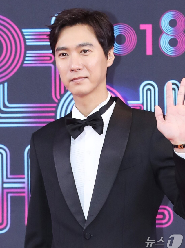 젝스키스 고지용 프로필 허양임 2년 전 이혼 샤브샤브 식당 등 근황 총망라
