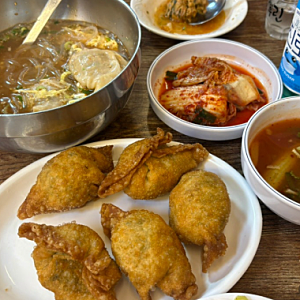 대전중앙시장 노포맛집 개천식당 이북식만두 맛집 추천
