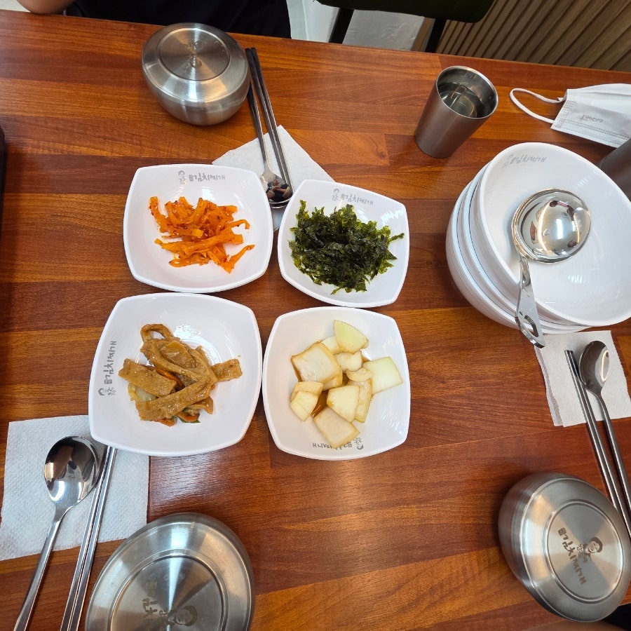강순자옛맛김치찌개 초롱꽃마을점 사진 5