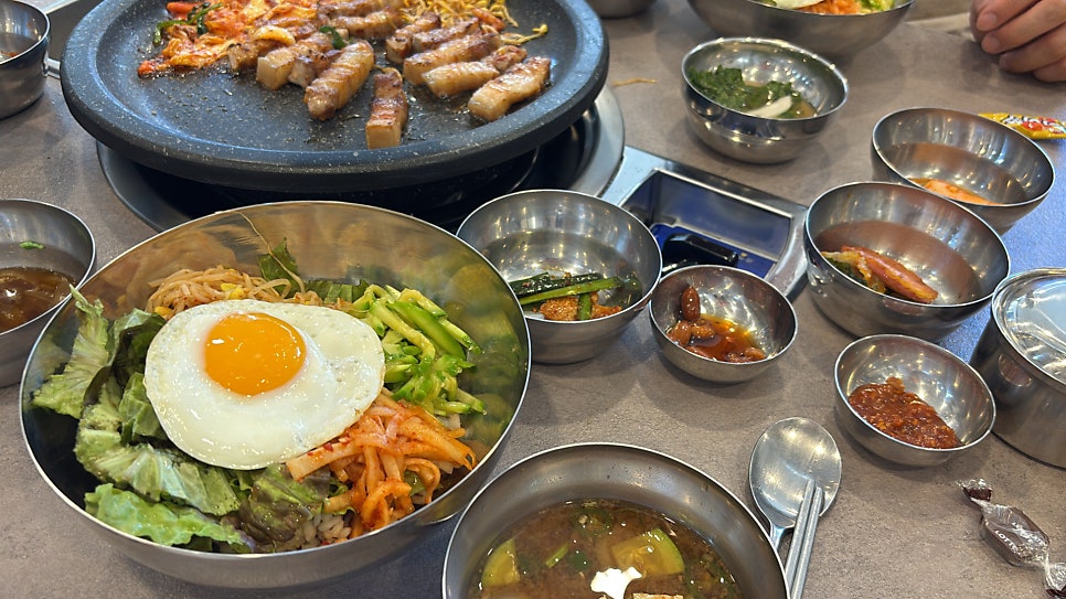 저탄장보리밥삼겹살 사진 4