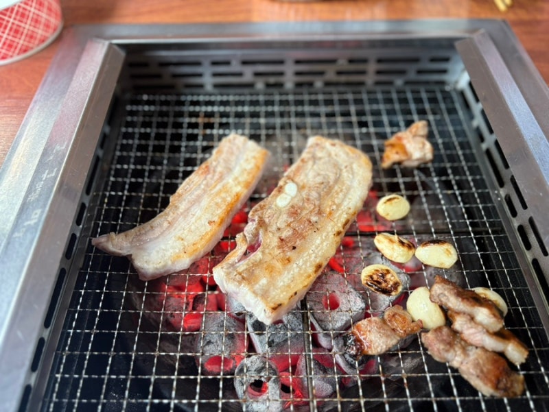 청주 야외 바베큐장 고구마캠프 청주바베큐, 개별 룸 냉방 삼겹살 맛집