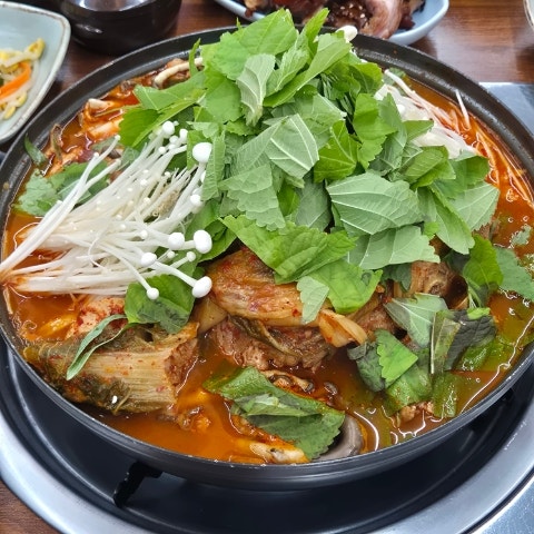 한끄니감자탕뼈해장국 본점 사진 1
