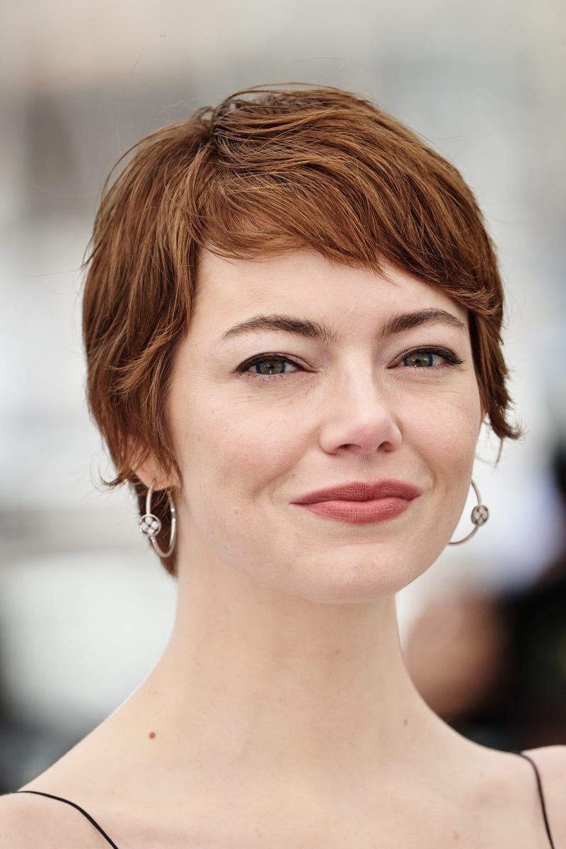 엠마 스톤(Emma Stone)의 연기 인생: 라라랜드·푸어 띵스부터 할리우드 대표 배우가 되기까지