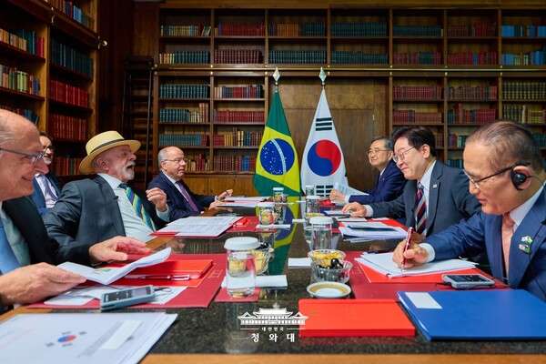 북반구를 넘어 지구적 외교를 향해, <b>이재명</b> 남미행