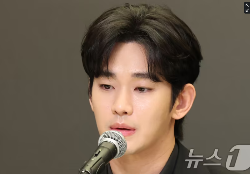 김수현 아동복지법 불송치 경찰 ‘혐의 없음’ 종결, 미성년 교제 주장을 뒷받침할 증거 없....