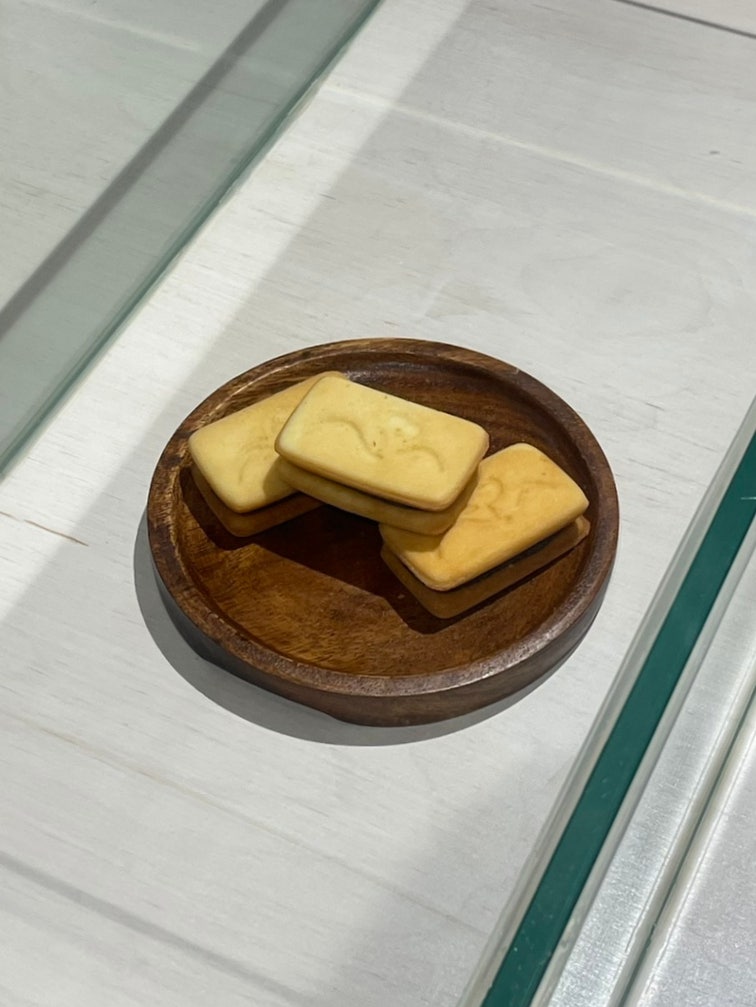 경주 여행 기념선물, 황리단길 디저트 맛집 '황남샌드'