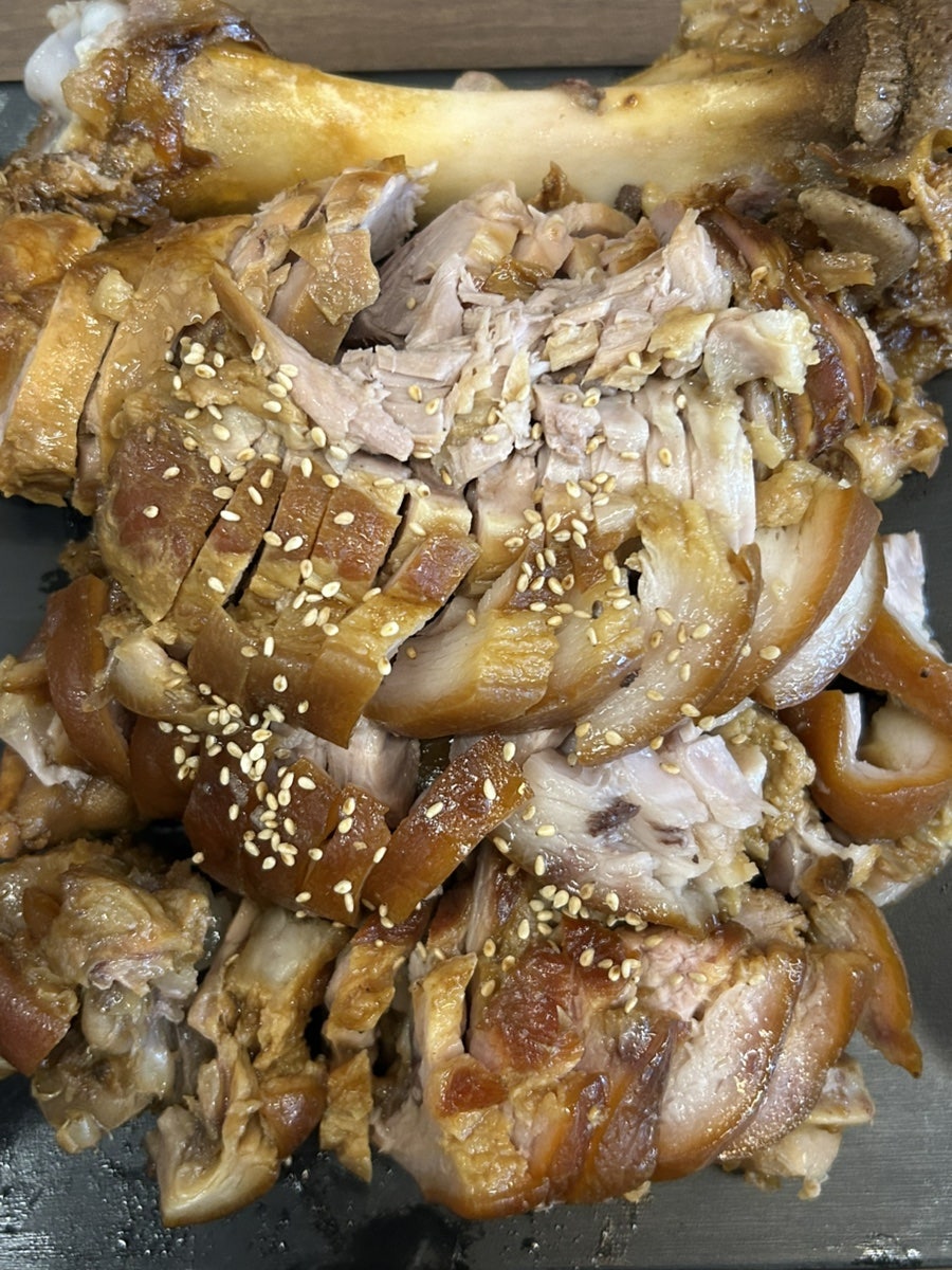 귀한족발 칠곡태전점 사진 6