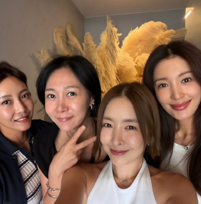 샵 서지영, 45세 근황 공개…해체 24년 만에 학부모로 마주 앉은 한 장이 더 오래 남았다