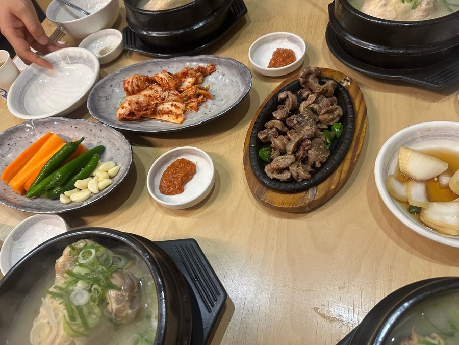 김정옥엄나무삼계탕 사진 4