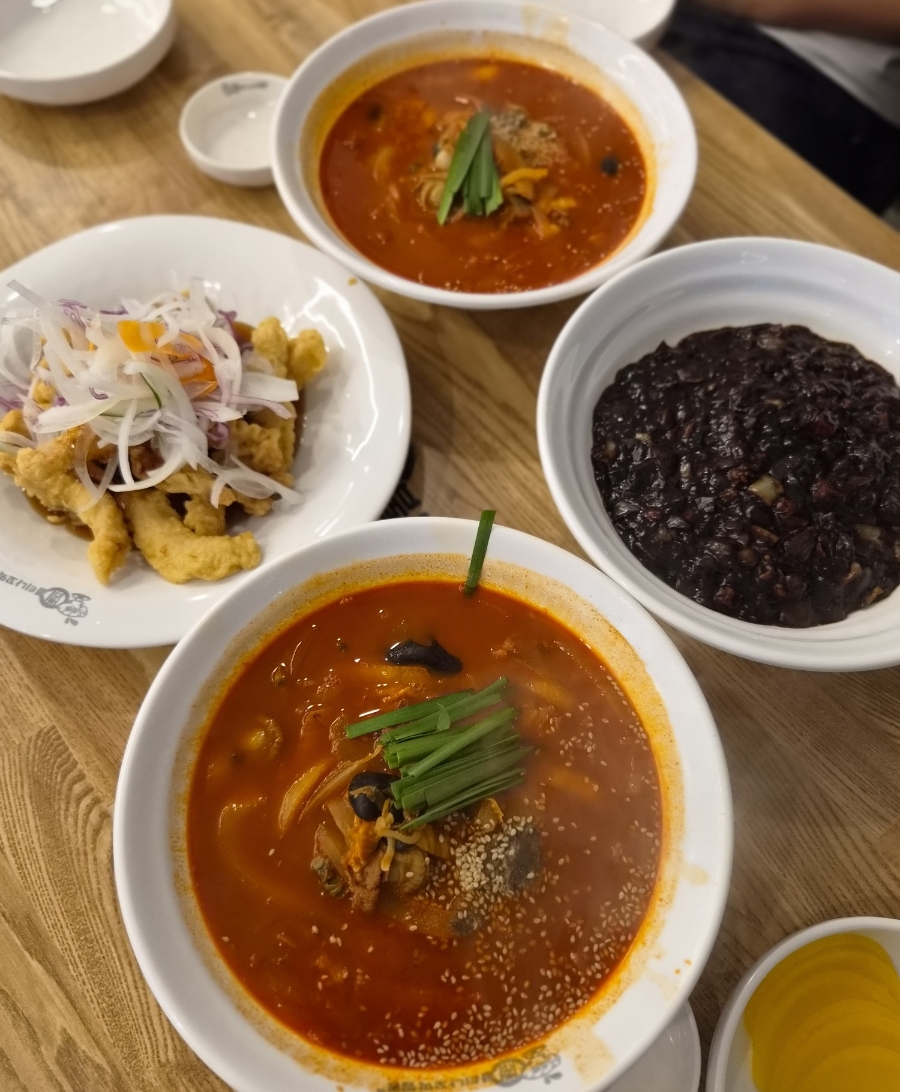 불티나꼬막짬뽕 목천점 사진 1