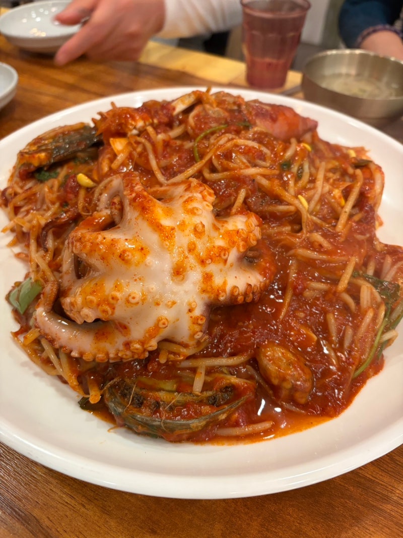 부산 해운대 마린시티 맛집 청담동 대구뽈찜 아구찜