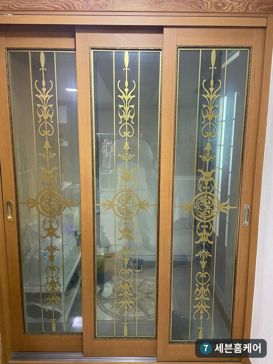 서울 성북구 3연동 중문 수리, 끊어진 와이어 교체 후 문짝 연동 복구