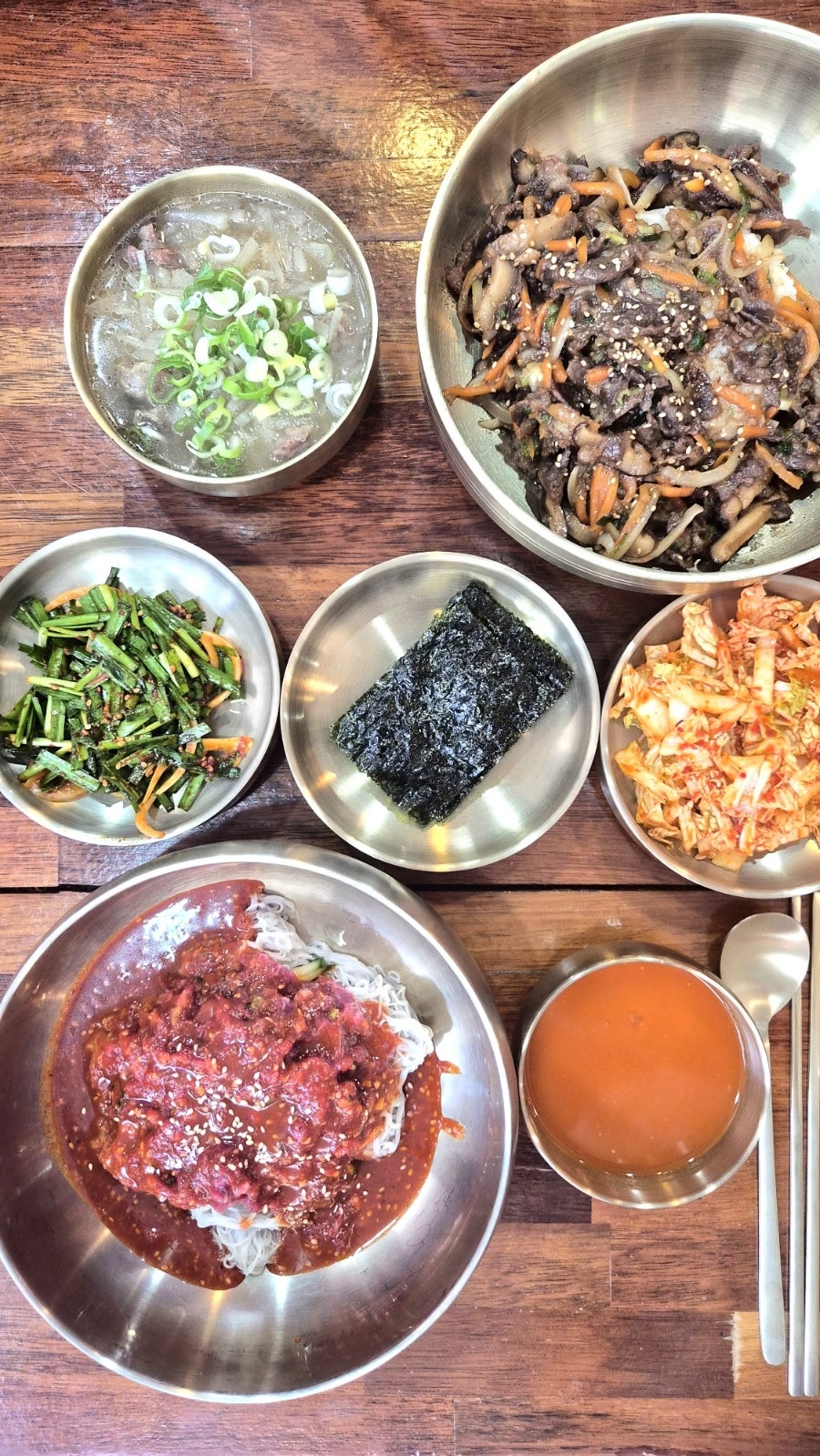 Yukdamwol photo 1