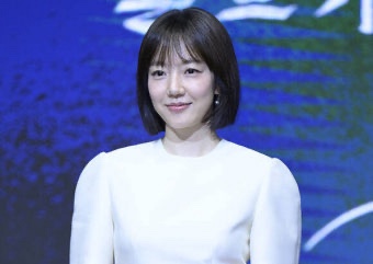 임수정 <b>청룡시리즈어워즈</b> 불참할까? 고열 증세와 회복 상황