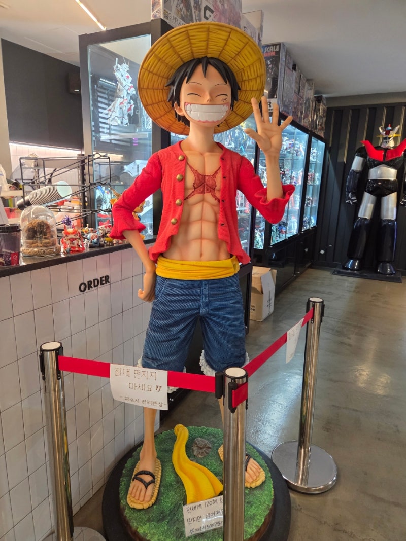 강릉가볼만한곳 강릉놀거리 추천! 원피스 건담 좋아한다면 강릉 지베이스 꼭 가봐!!