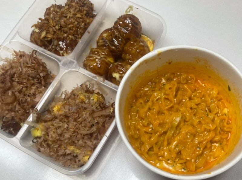 [배달] 불닭조합 추천! 까르보불닭이랑 타코야끼 먹어봤더니 극락이었다.