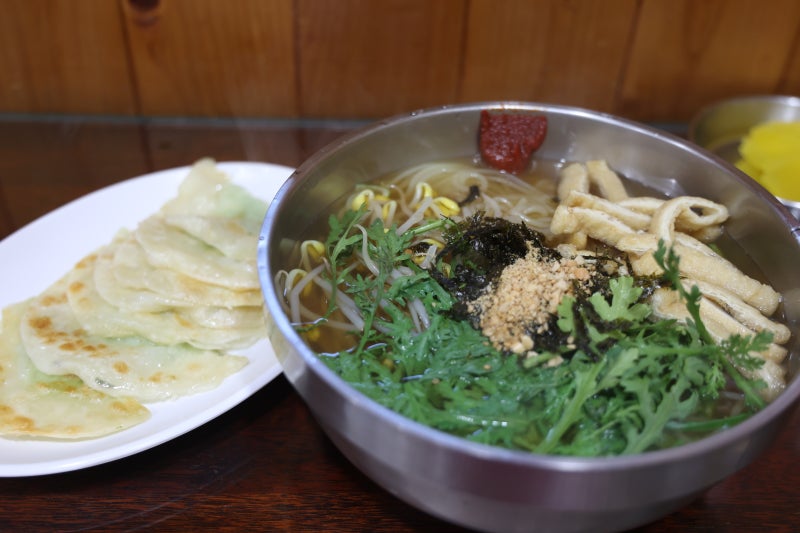 경주 건천시장 맛집 유정쫄면 온쫄면