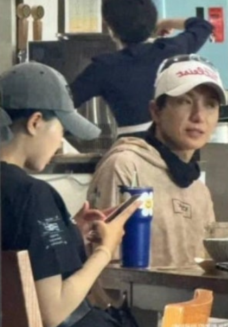이특·장소희 열애설, 18살 나이 차보다 더 놀라운 '진짜 이유'