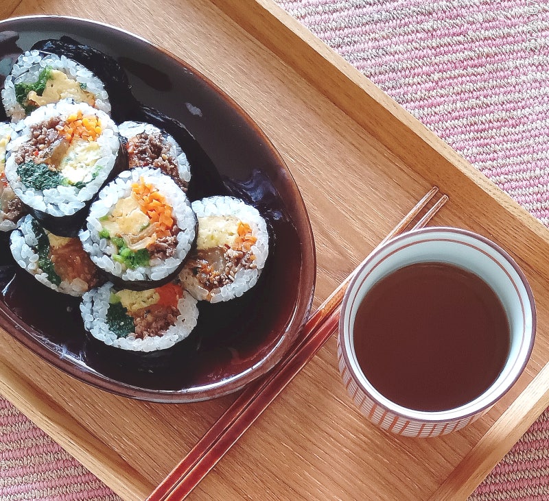 김치 김밥 만들기 집 김밥 재료 종류 레시피