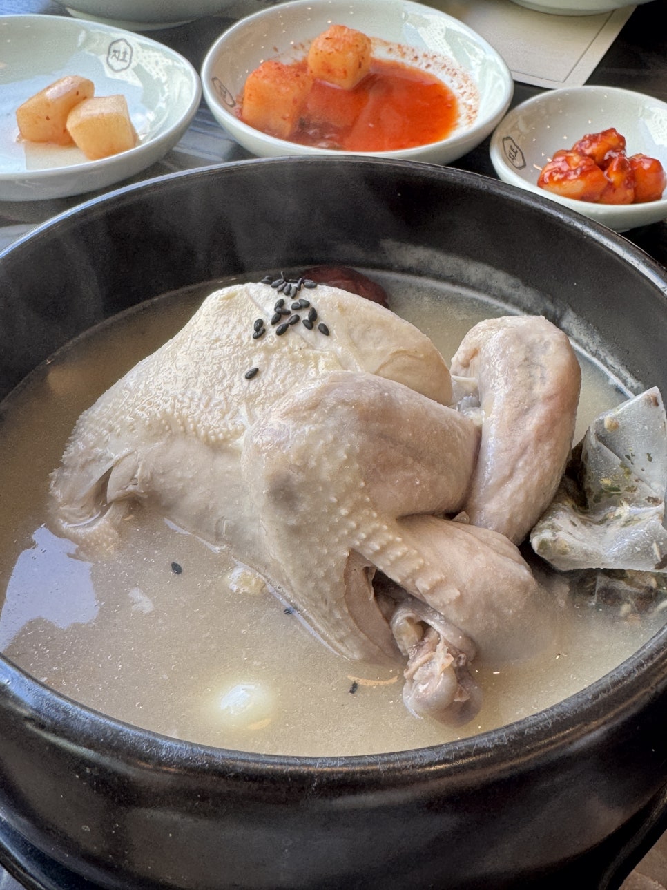 지호한방삼계탕 양재역점