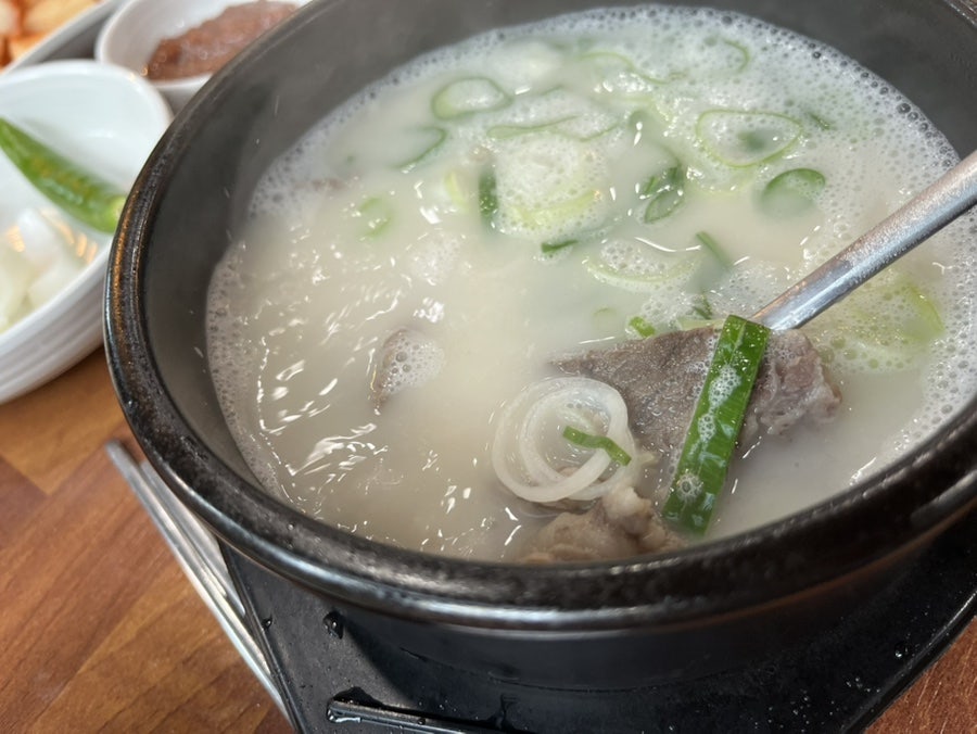 유가네한우곰탕 포항철길숲점 사진 4