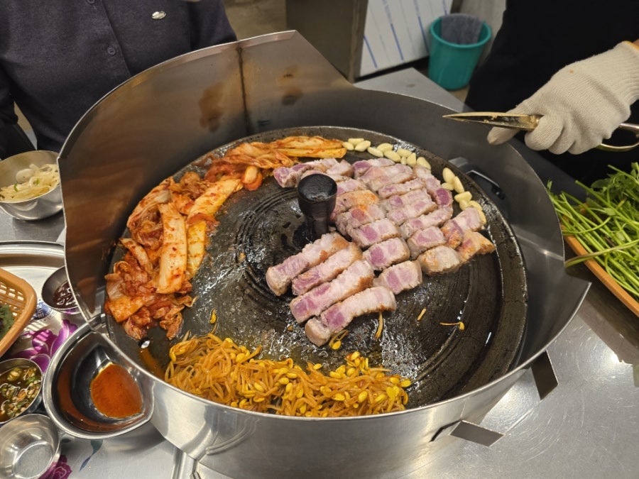 목구멍 예산내포신도시점 사진 1
