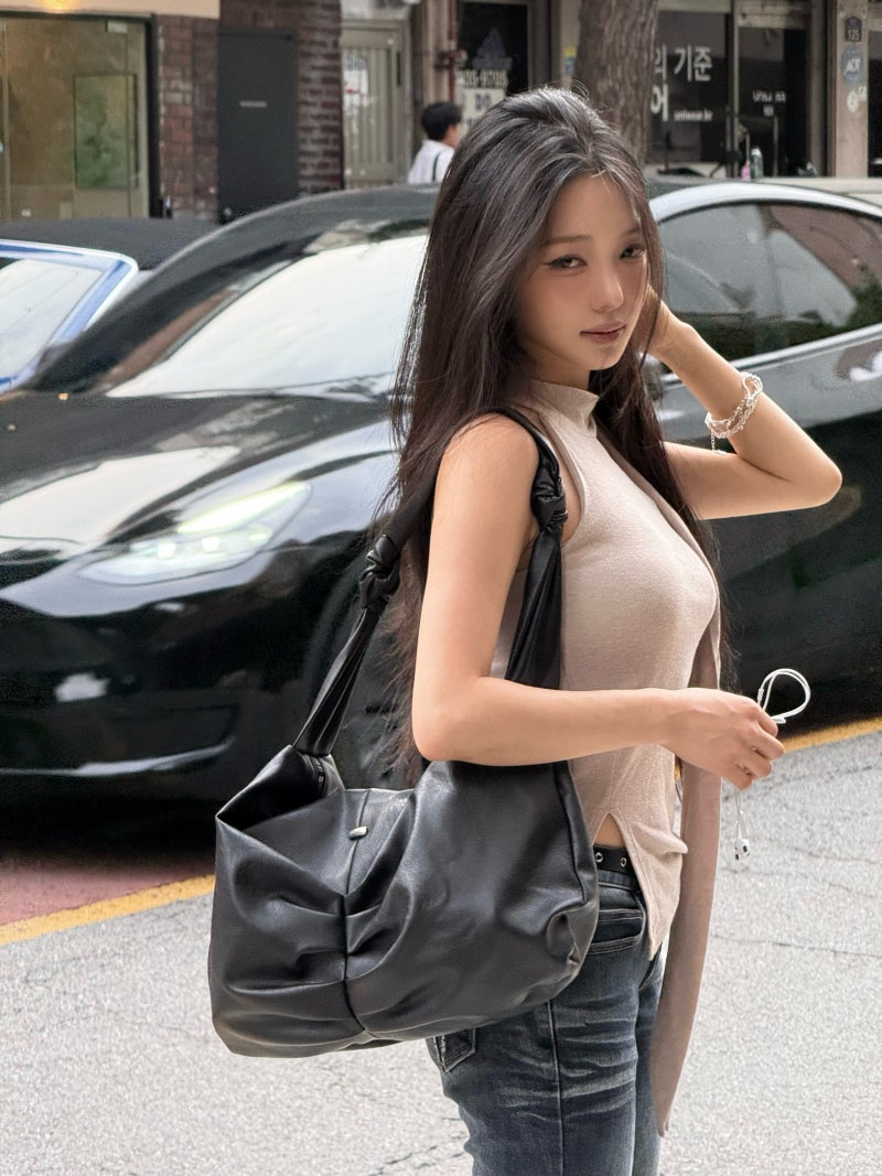 이래서 노지선 사복이 화제구나 싶었어요.. 성수에서 포착된 데님핏