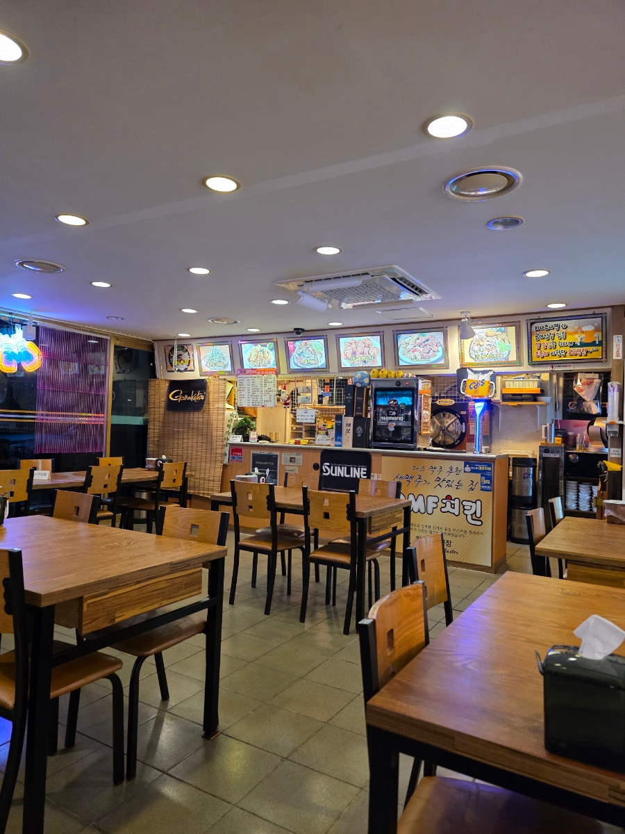 CMF치킨 사진 3