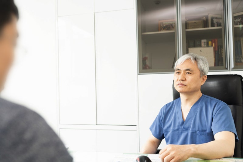 서울 푸른맥흉부외과 장재한 원장, 20년 임상경험의 전 대한정맥학회 회장 '하지정맥류 명의'