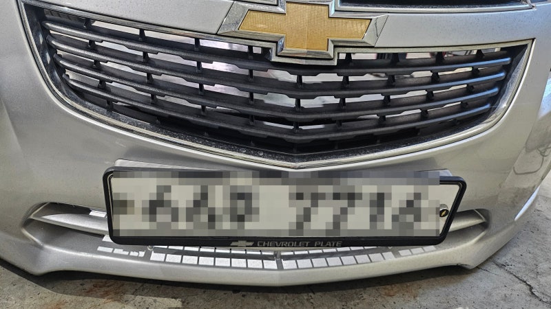 쉐보레 크루즈 에어컨 안 시원한 이유? 냉매 누설로 콘덴서·고압파이프 니플 교환