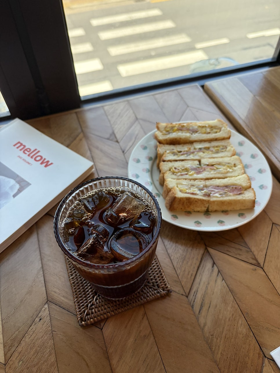 카페동경앤책방 사진 2