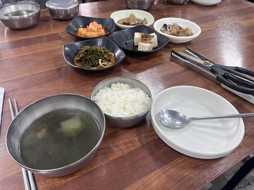 자리돔횟집 사진 2