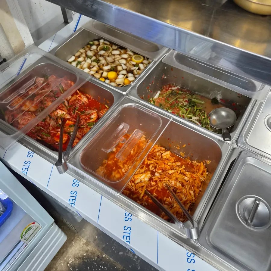 고맙소육천돼지찌개 서부시장점 사진 5